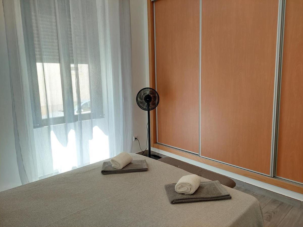 Casa Amarela: Conforto E Localizacao Perfeita! Faro Dış mekan fotoğraf