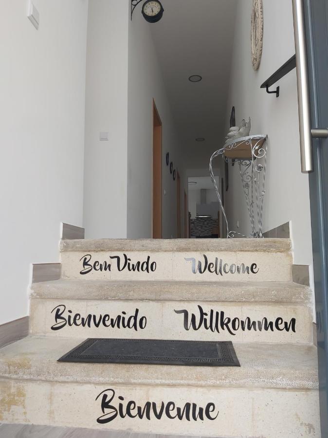 Casa Amarela: Conforto E Localizacao Perfeita! Faro Dış mekan fotoğraf