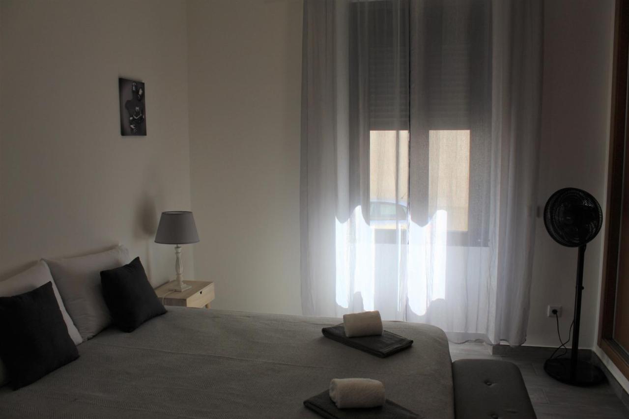 Casa Amarela: Conforto E Localizacao Perfeita! Faro Dış mekan fotoğraf