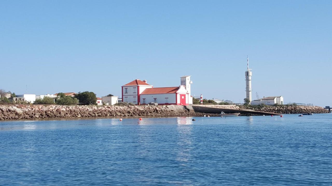 Casa Amarela: Conforto E Localizacao Perfeita! Faro Dış mekan fotoğraf