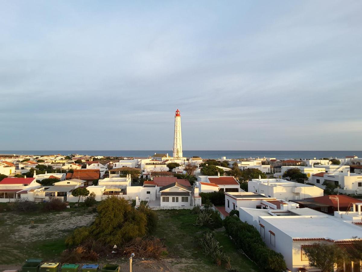 Casa Amarela: Conforto E Localizacao Perfeita! Faro Dış mekan fotoğraf